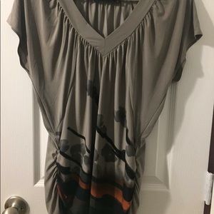 The Limited gray patterned top
